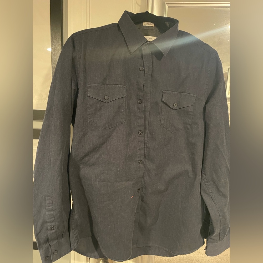 Blue casual button